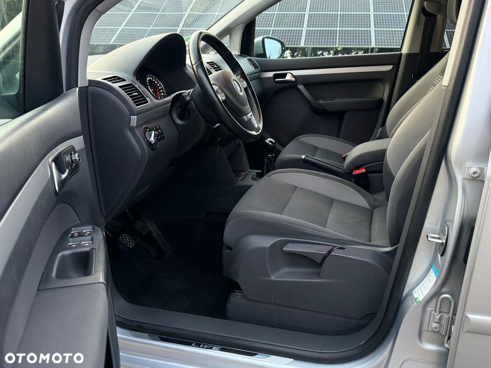Volkswagen Touran 2.0 TDI DPF Comfortline - 12