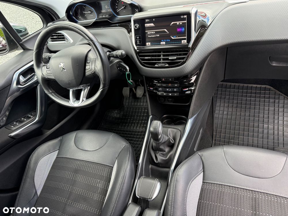 Peugeot 2008 PureTech 82 Style - 20