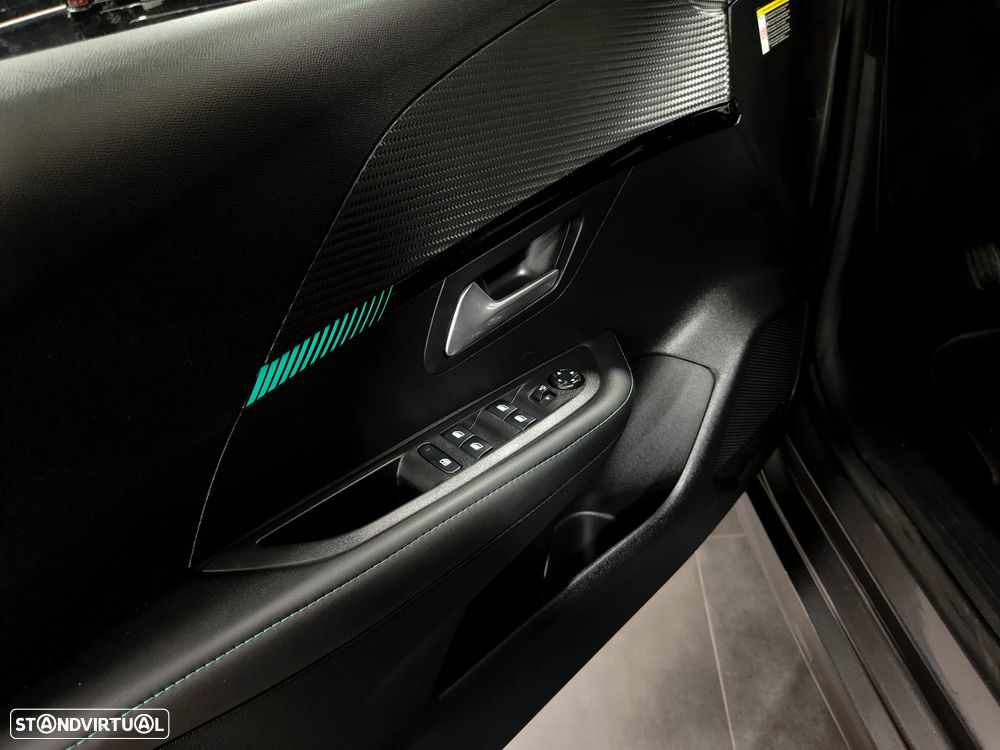 Peugeot 208 1.2 PureTech Allure Pack - 29