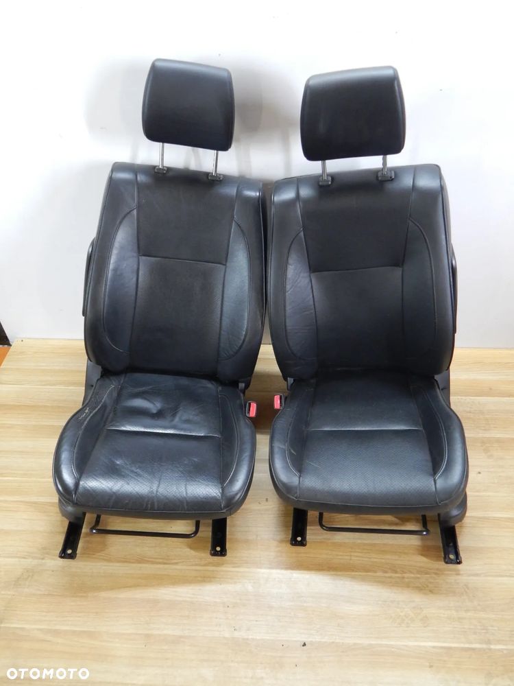 Fotel fotele kanapa skóra komplet Suzuki Grand Vitara II 05-14   Łuków części - 2