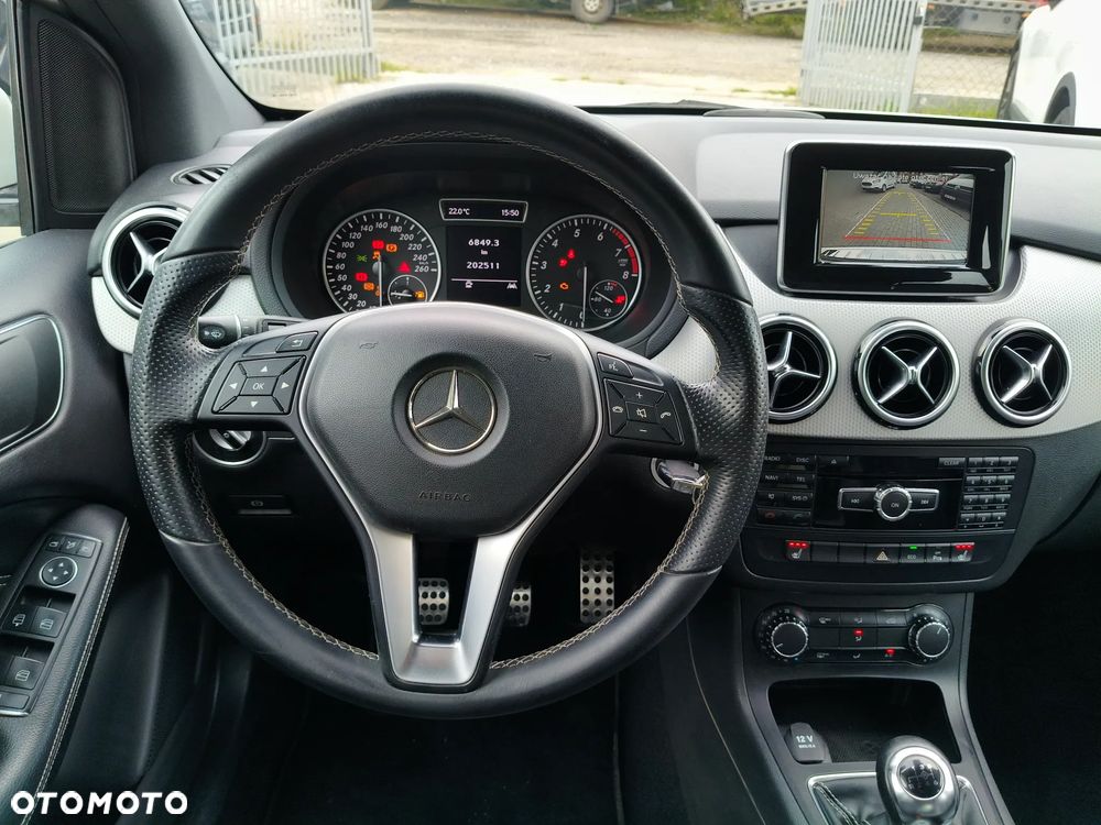 Mercedes-Benz Klasa B 200 Urban - 18
