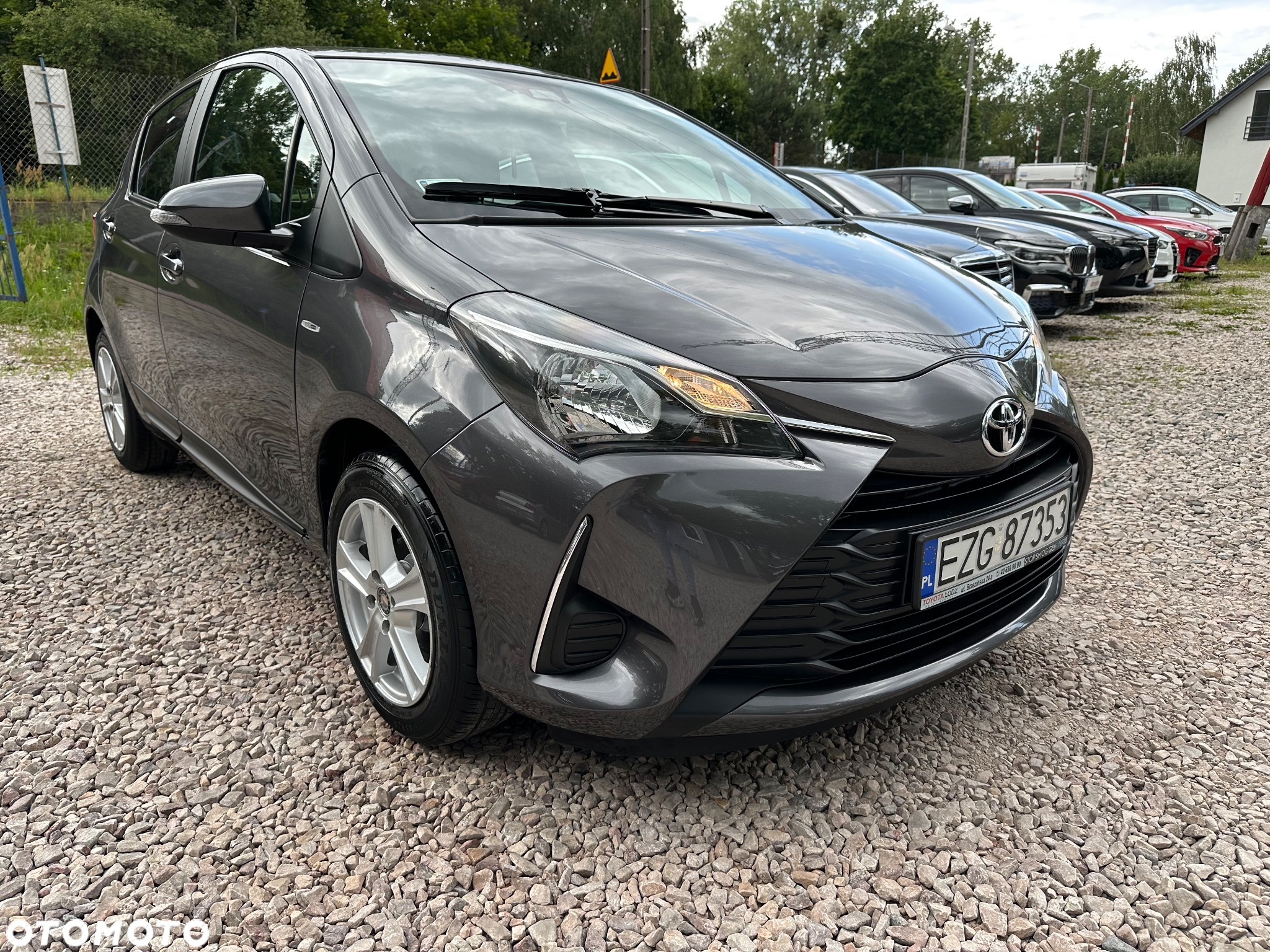 Toyota Yaris 1.5 Dynamic - 11