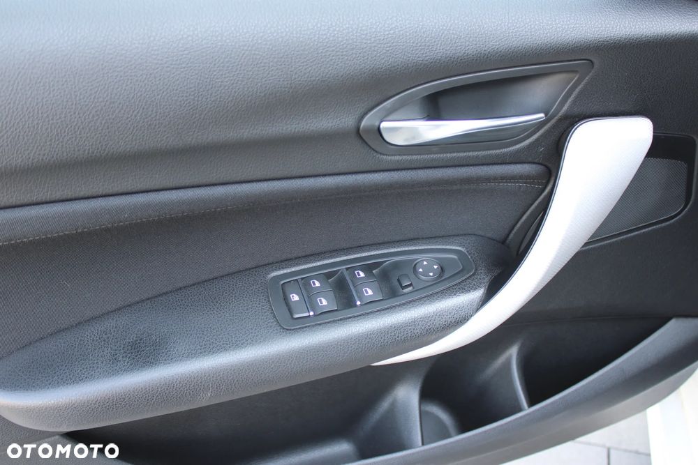 BMW Seria 1 125i M Sport - 23