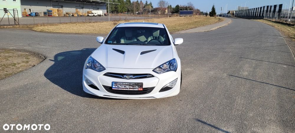 Hyundai Genesis Coupe 2.0 TCI Executive - 6