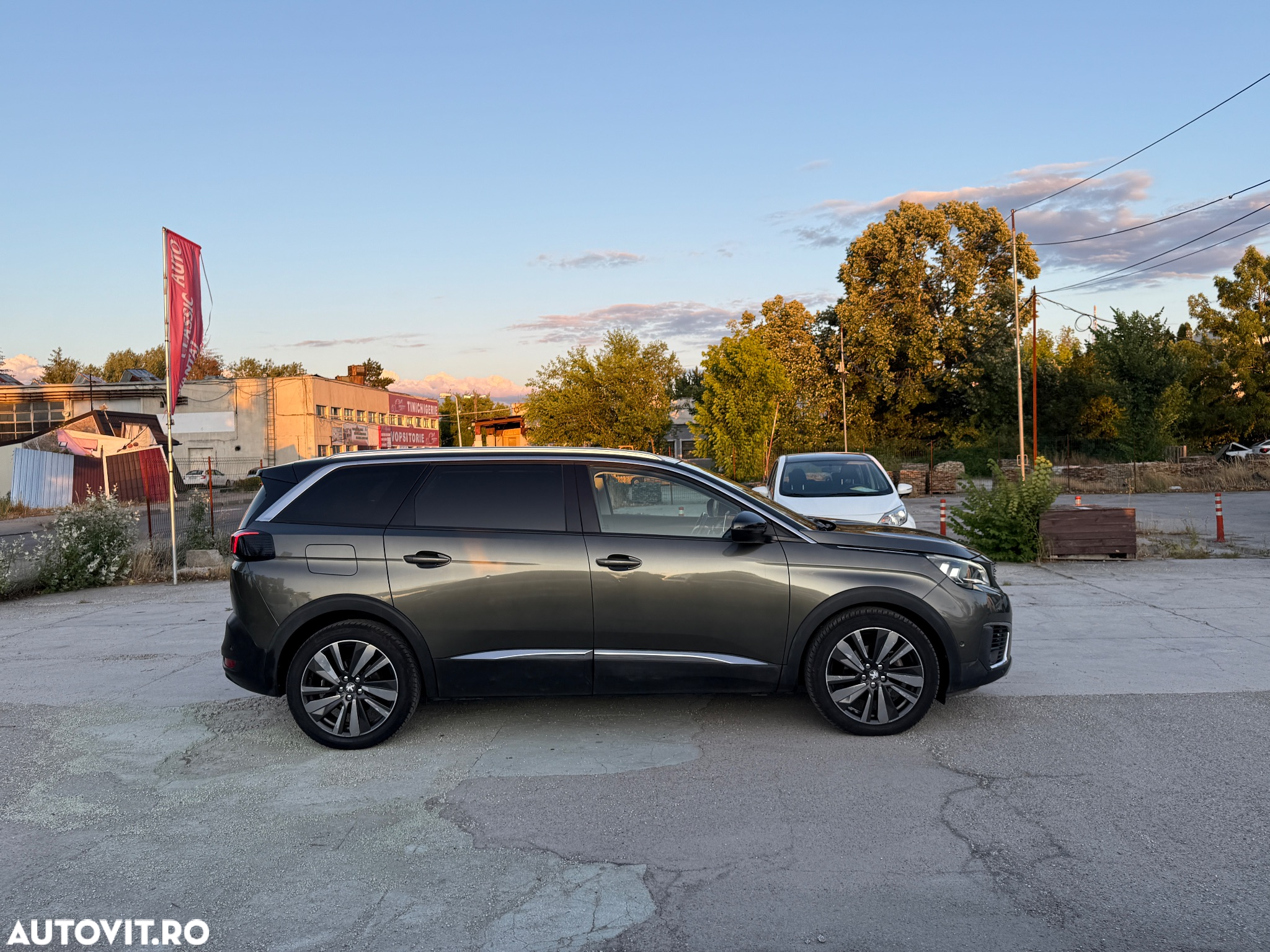 Peugeot 5008 BlueHDI 120 EAT6 Active Business.Paket - 7