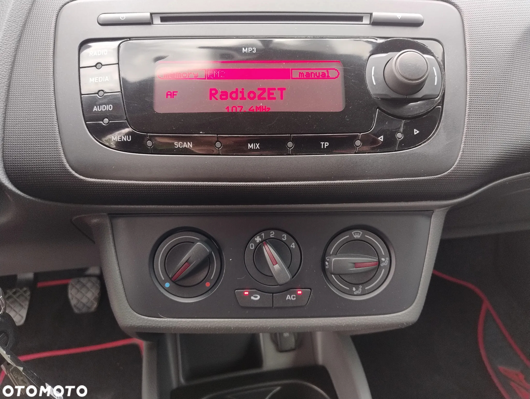 Seat Ibiza 1.4 16V Passion+ - 23