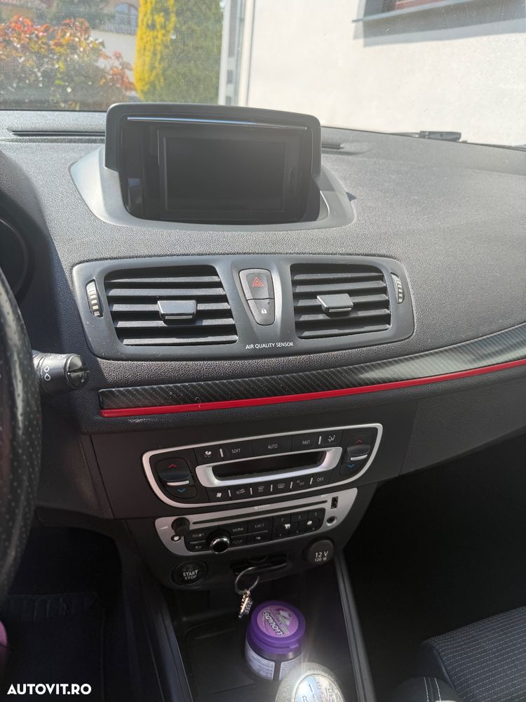 Renault Megane 1.5 dCi GT Line - 6