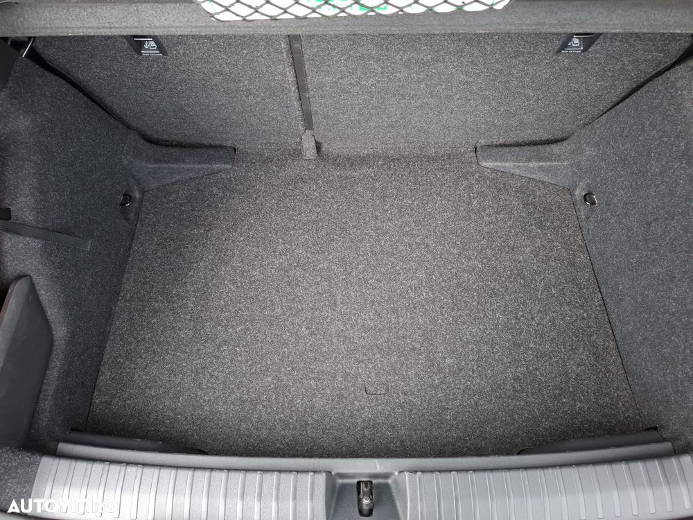 Skoda Kamiq 1.0 TSI DSG Selection - 32