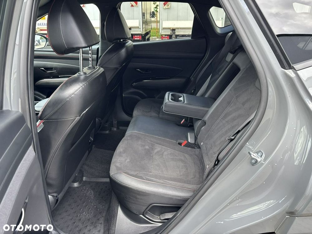 Hyundai Tucson 1.6 T-GDi 48V N-Line 2WD DCT - 19