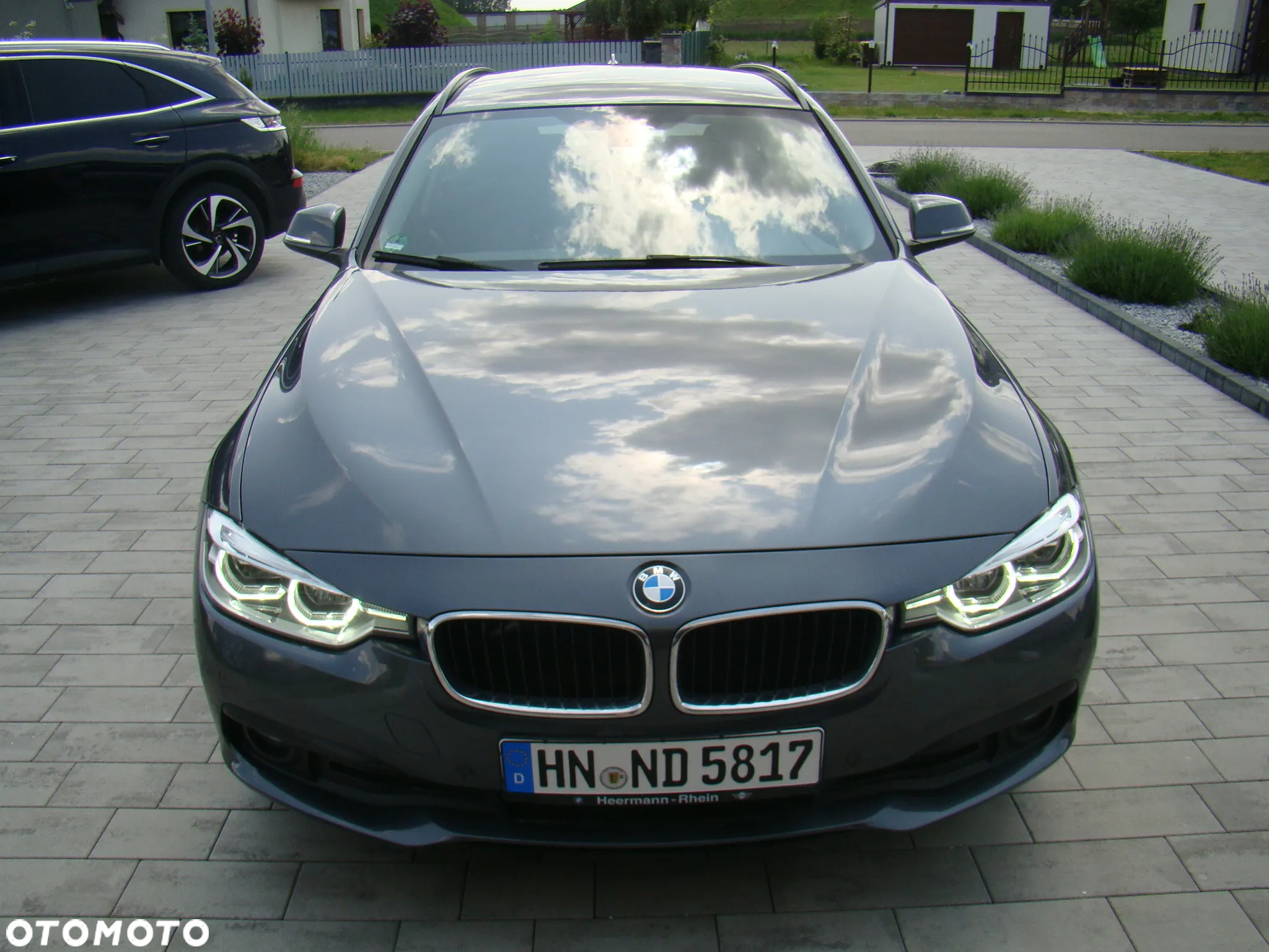 BMW Seria 3 318d Touring Advantage - 6