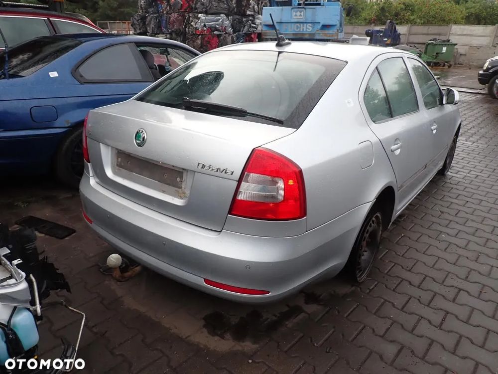 CZĘŚCI - Skoda Octavia II 1,4 TSI CAXA 122KM FILM LIFT HB AT MPH lakier 9156 INDEX - 9681 - 4