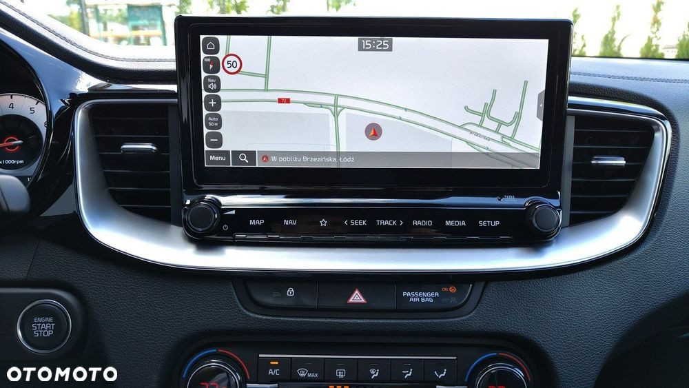 Kia XCeed - 25