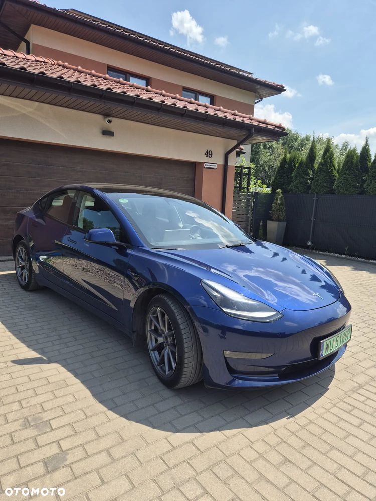 Tesla Model 3 - 7