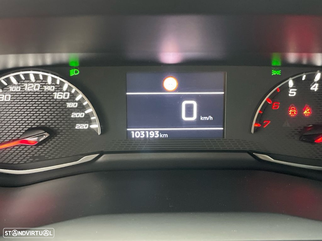 Peugeot 208 1.5 BlueHDi Active - 9