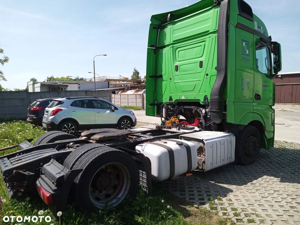Mercedes-Benz Actros - 5