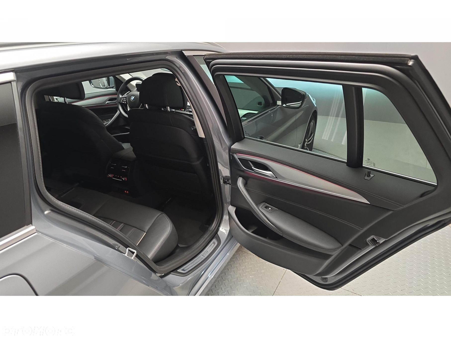 BMW Seria 5 - 30
