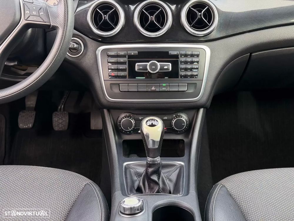 Mercedes-Benz CLA 200 CDI Urban - 13