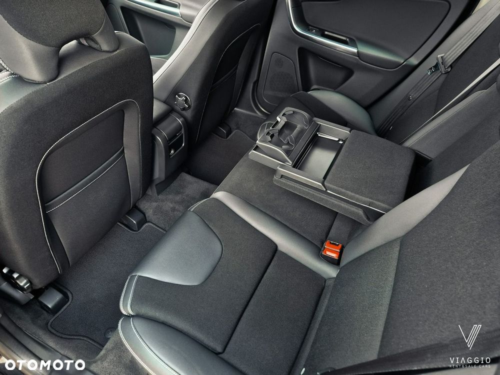 Volvo XC 60 - 18