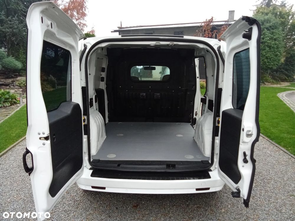 Fiat DOBLO 1.3D m-jet - 13