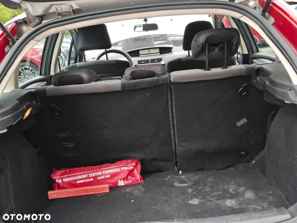 Citroën C-Elysée 1.2 PureTech Exclusive - 17