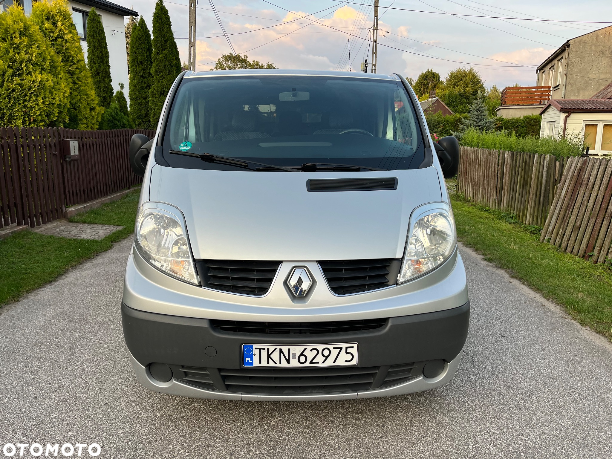 Renault TRAFIC - 10