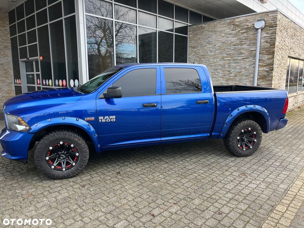 RAM 1500 Crew Cab Sport - 2
