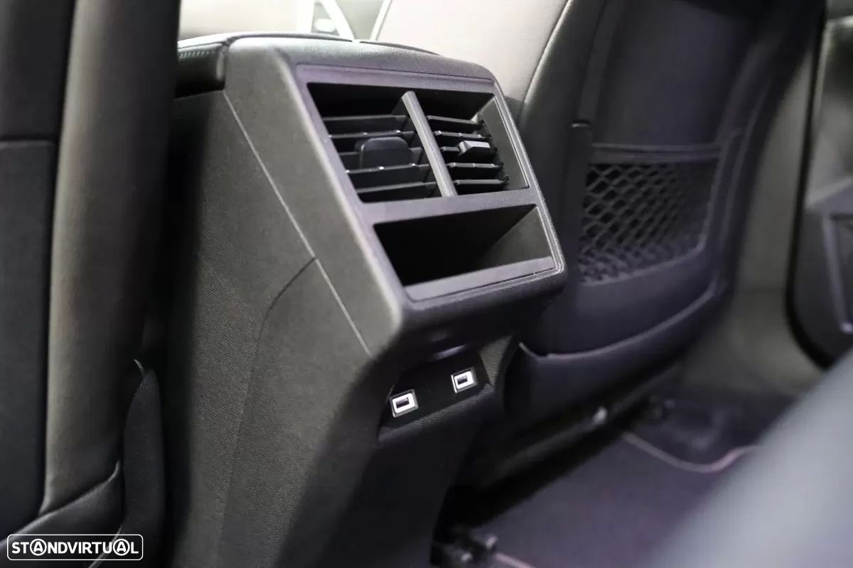 DS DS7 Crossback 1.5 BlueHDi Performance Line EAT8 - 11