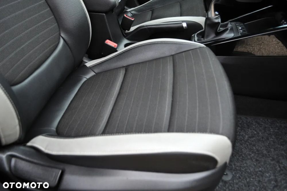 Kia Stonic 1.0 T-GDI 120 Spirit - 34