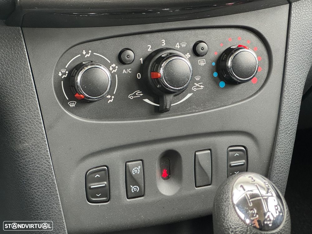 Dacia Sandero 0.9 TCe Confort - 18