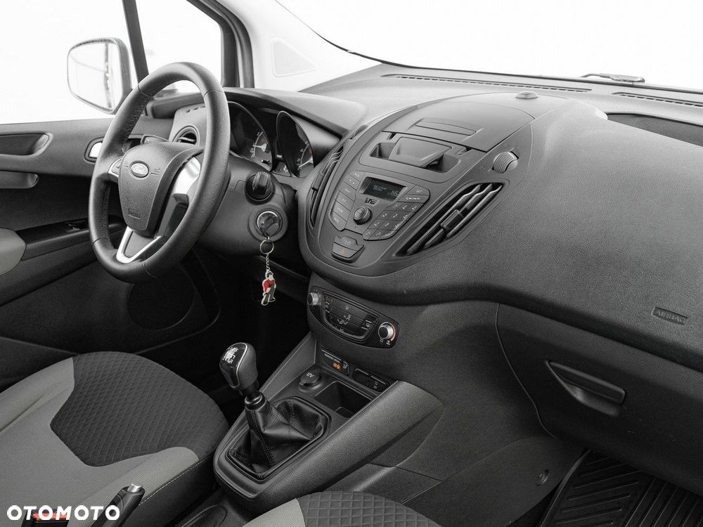 Ford Transit Courier 1.0 EcoBoost Trend - 28