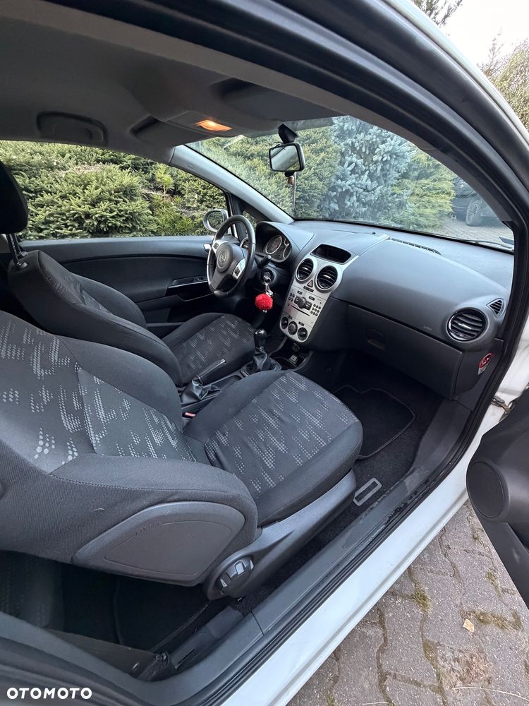 Opel Corsa - 7