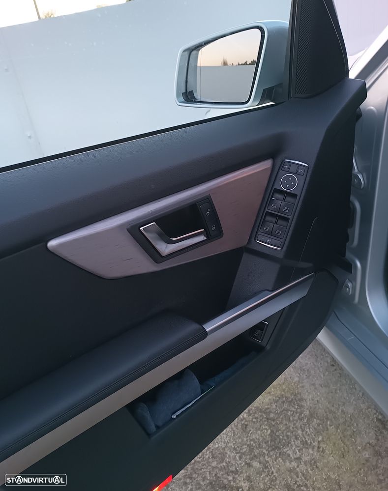 Mercedes-Benz GLA 220 - 5