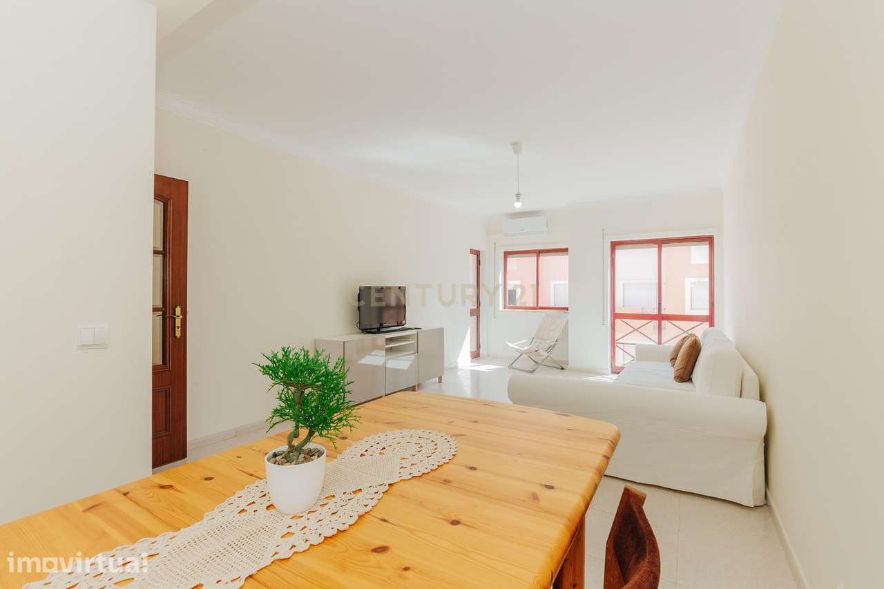 Exclusivo Apartamento T2 com Sótão perto do Rio em Alcochete - Grande imagem: 2/16