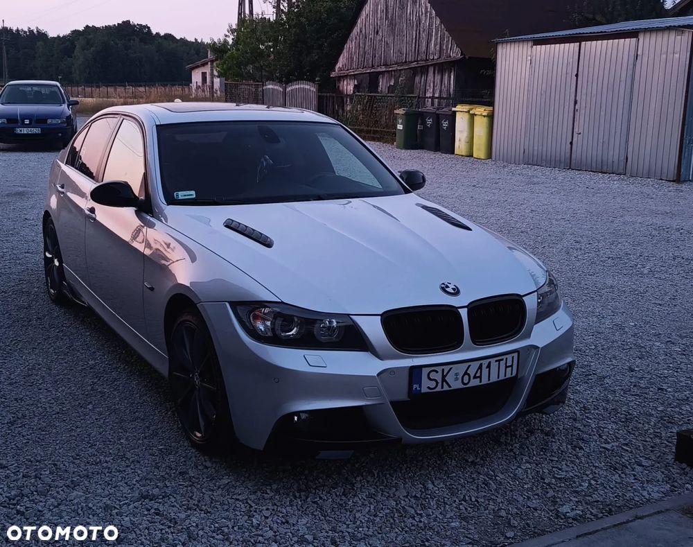 BMW Seria 3 325i - 2