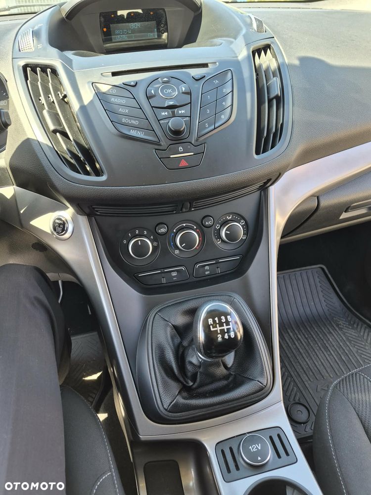 Ford Kuga - 14