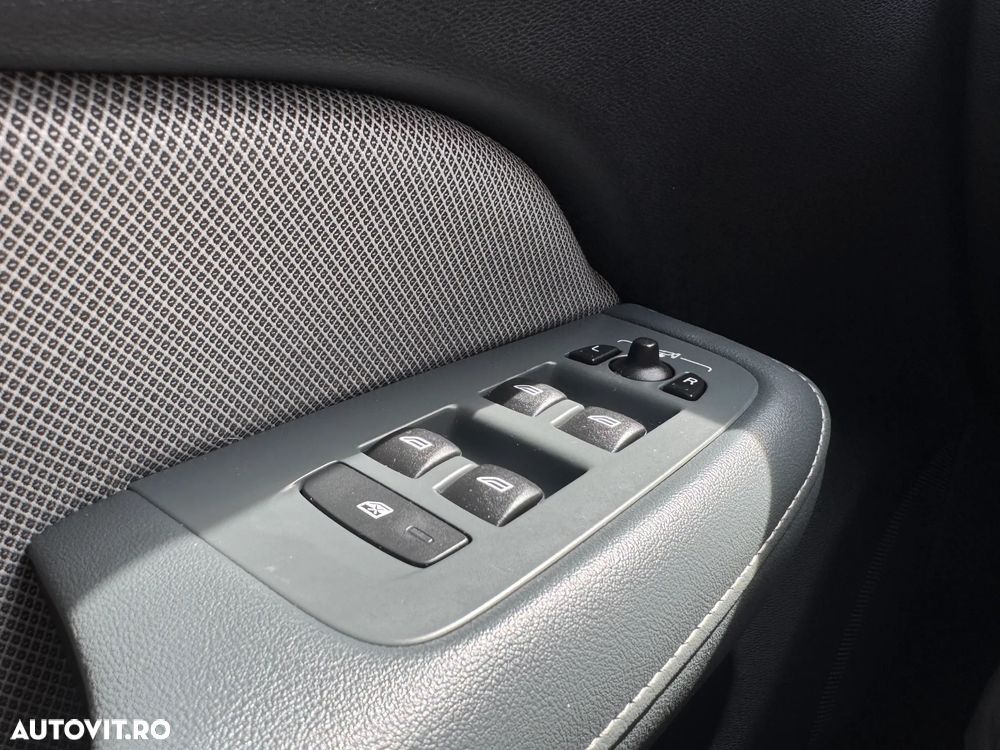 Volvo S60 T4 Geartronic RDesign - 13