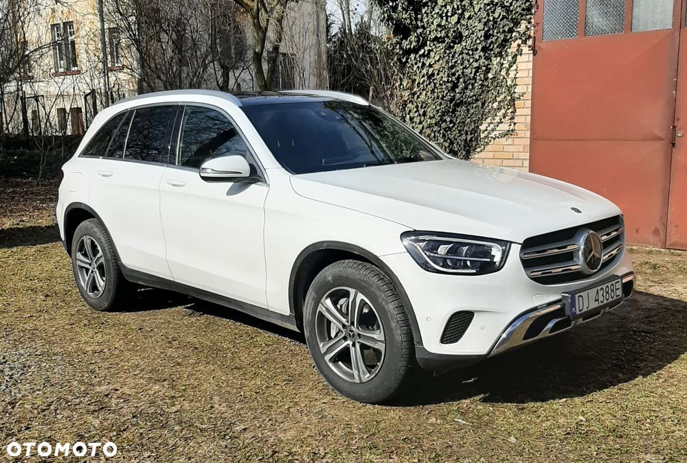 Mercedes-Benz GLC 300 e 4-Matic - 5