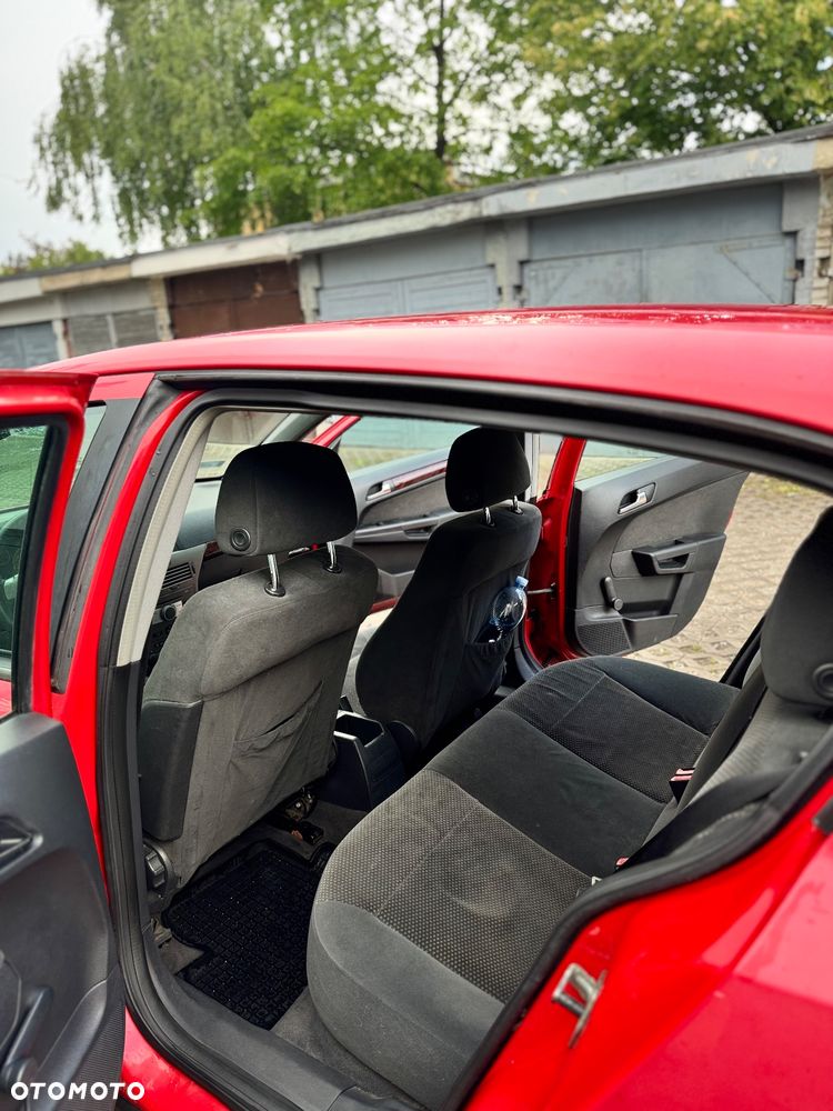 Opel Astra - 9