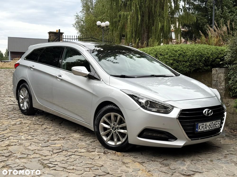 Hyundai i40 Kombi blue 1.7 CRDi DCT Premium - 14