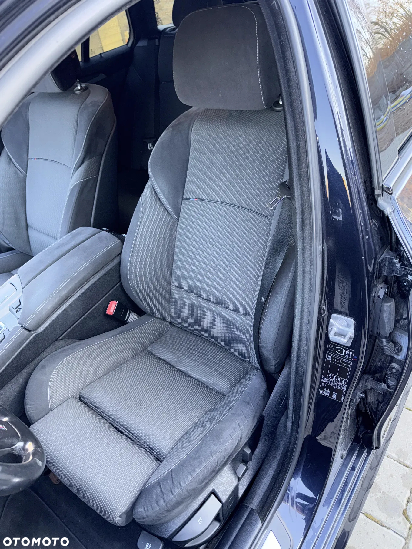 BMW Seria 5 525d xDrive - 13