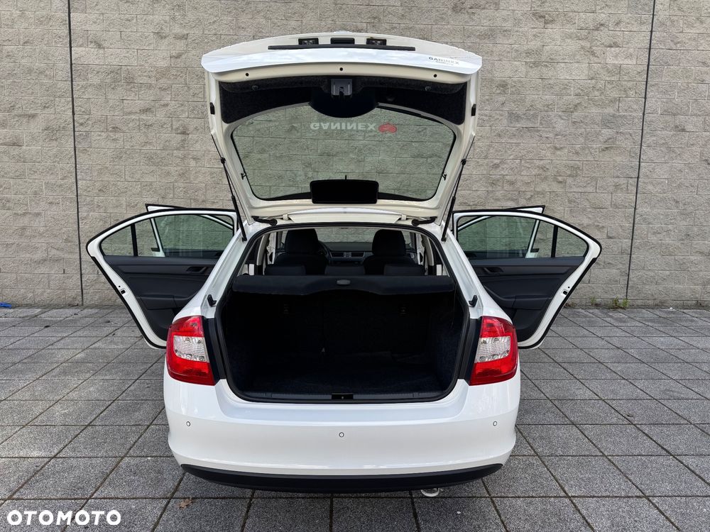 Skoda RAPID 1.2 Active - 9