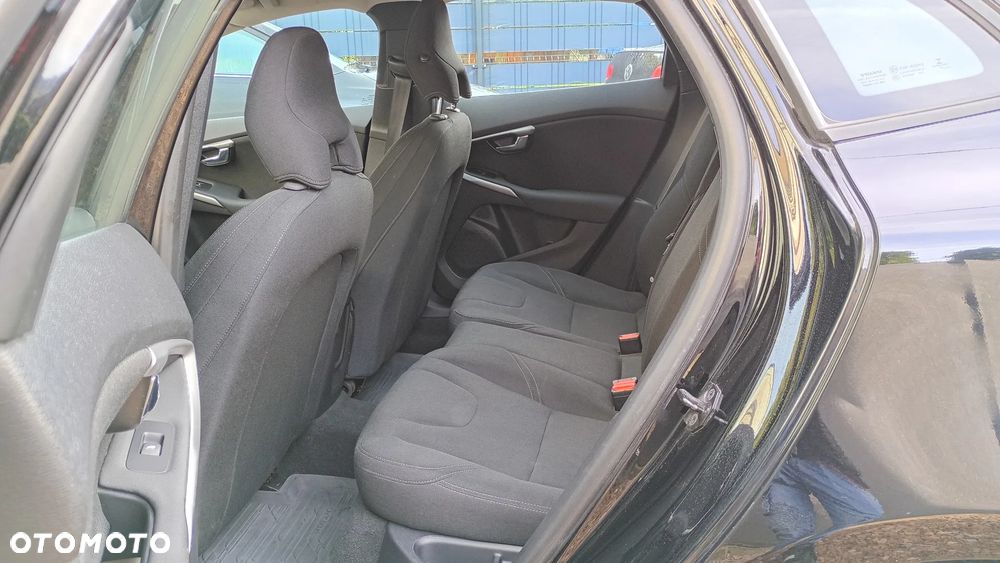 Volvo V40 - 8