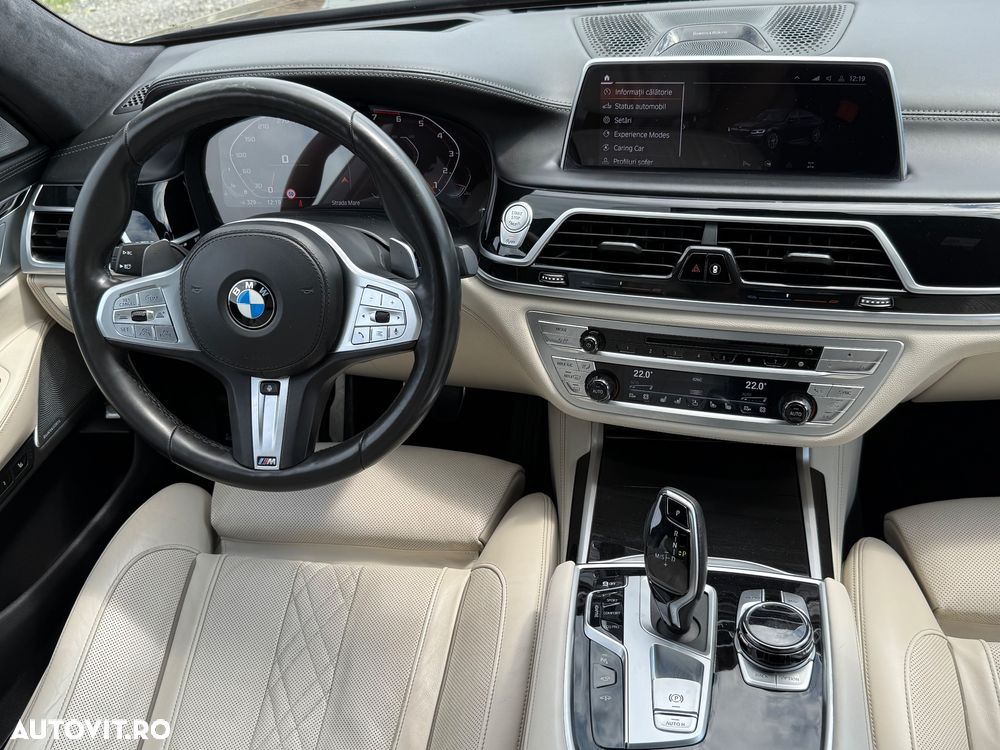 BMW Seria 7 750i xDrive - 31