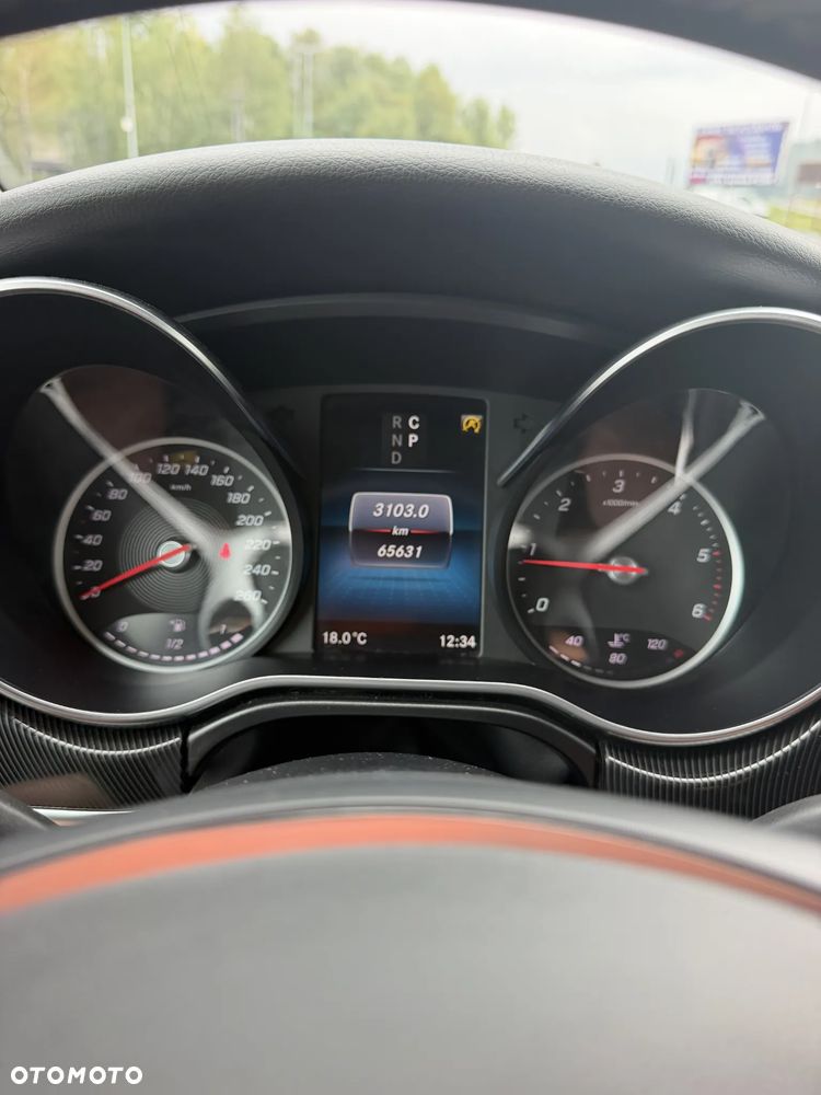 Mercedes-Benz Klasa V 220 d 4-Matic 9G-Tronic - 15