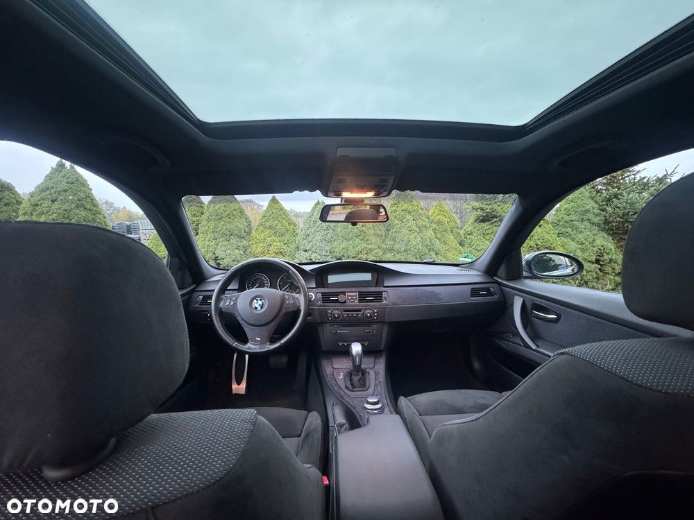 BMW Seria 3 320d DPF Touring - 6