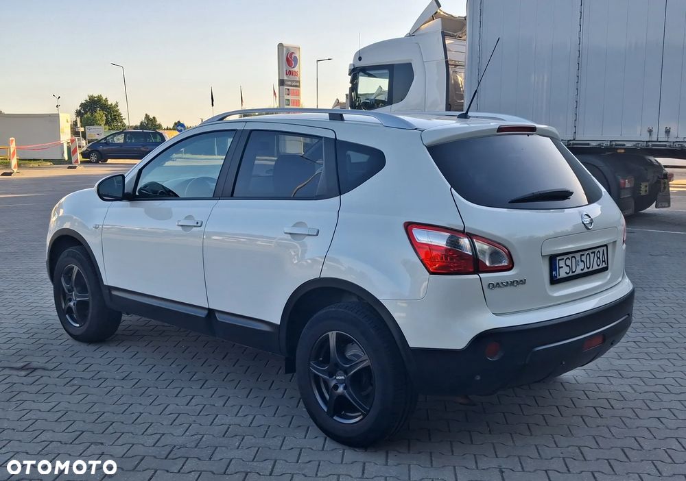 Nissan Qashqai 1.6 Tekna CVT - 5