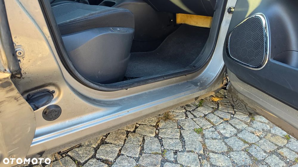 Renault Captur - 17