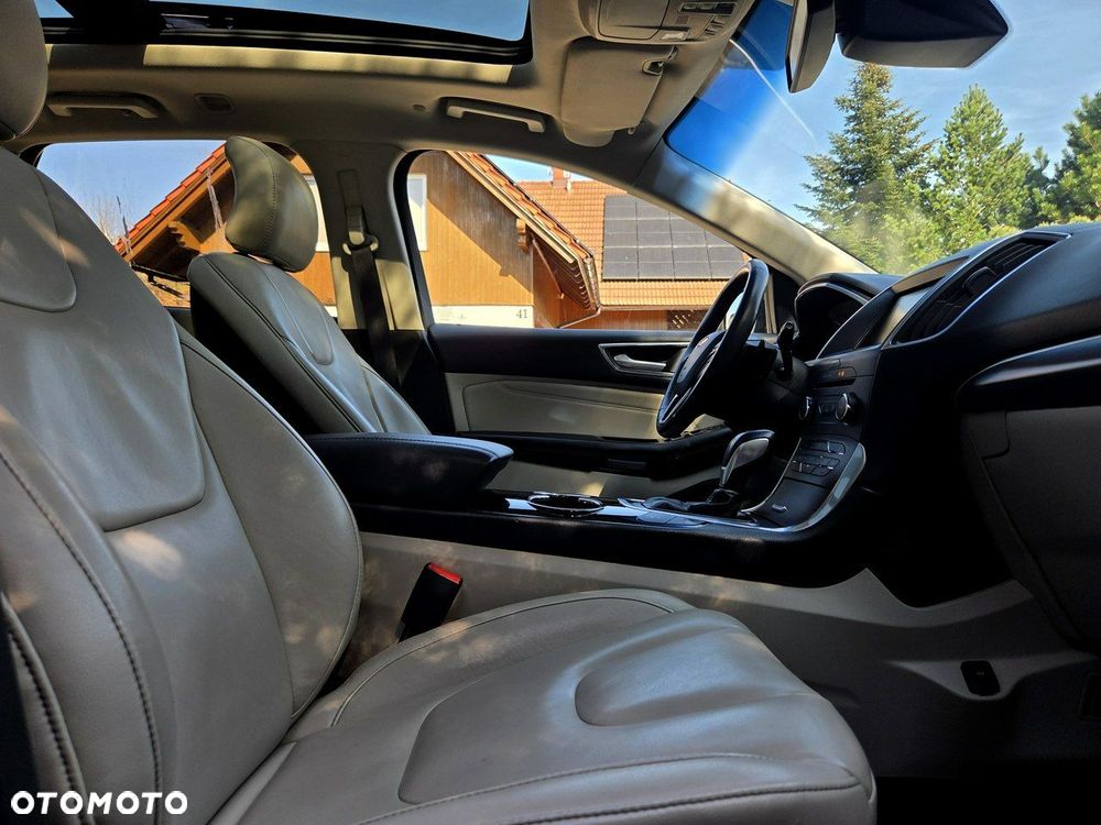 Ford Edge 2.0 TDCi Bi-Turbo 4x4 Titanium - 5