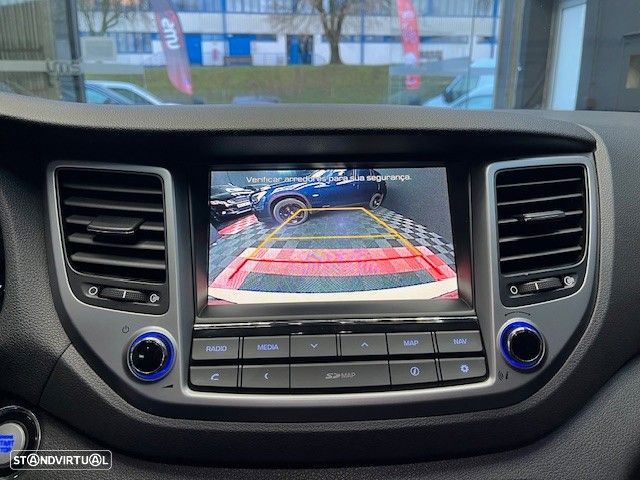 Hyundai Tucson 2.0 CRDi 4WD Auto Premium - 16