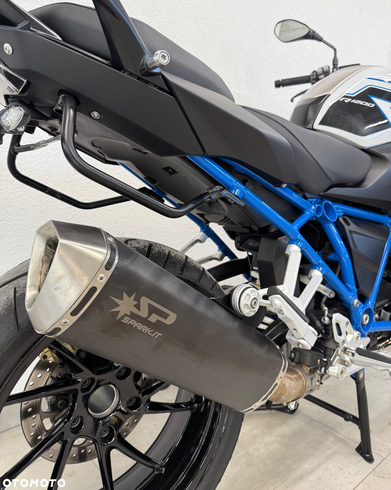 BMW R - 10